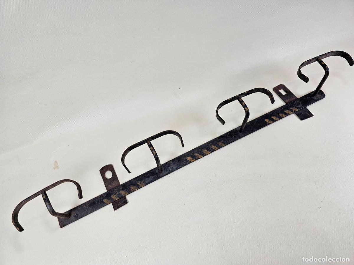 Vintage: Perchero vintage pared industrial hierro 50's FORJA-FORJADO