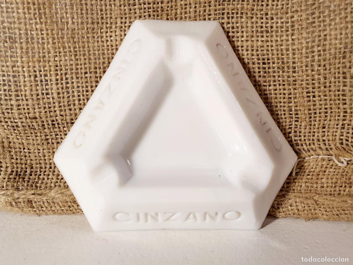 Vintage: Cenicero de Cinzano. A&ntilde;os 60.