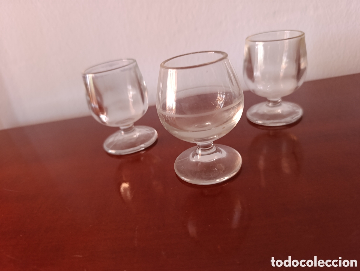 Vintage: 3 copas de co&ntilde;ac o brandy antiguas de bar