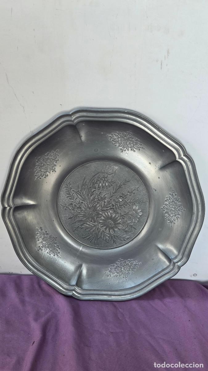 Vintage: plato de una aleacion de esta&ntilde;o