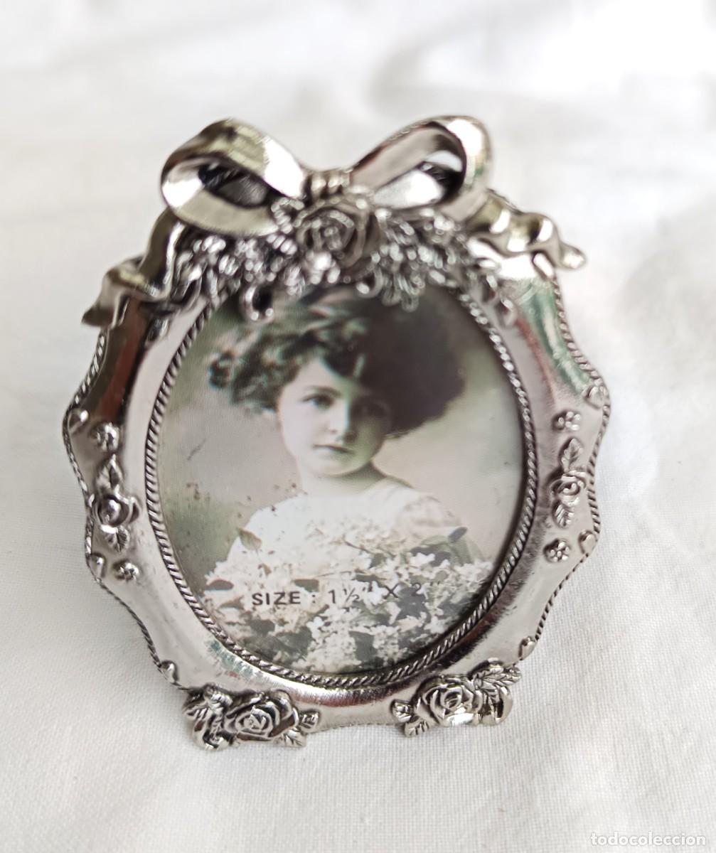 Vintage: Portafotos miniatura ornamental &ndash; 1999 - plateado