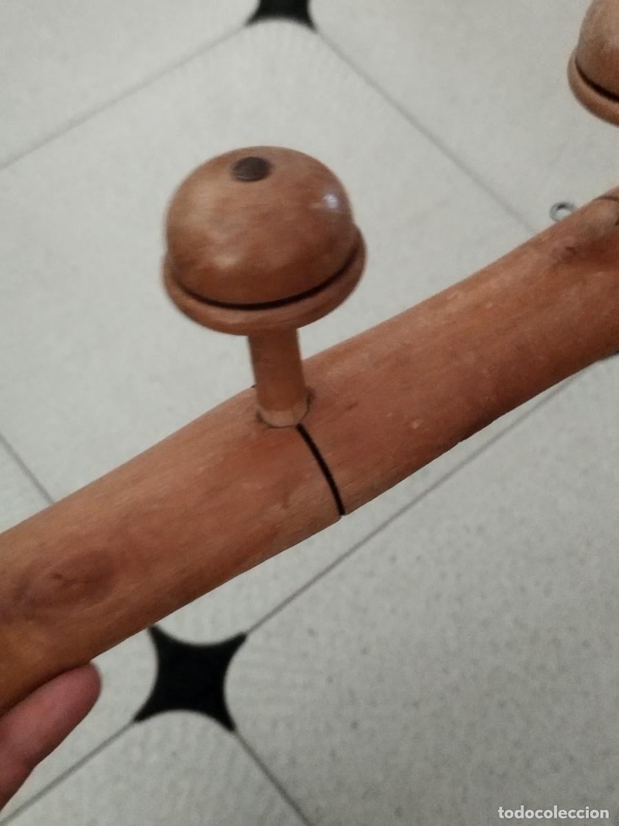 Vintage: Antiguo perchero de madera para colgar de la pared. Percha. - Foto 3