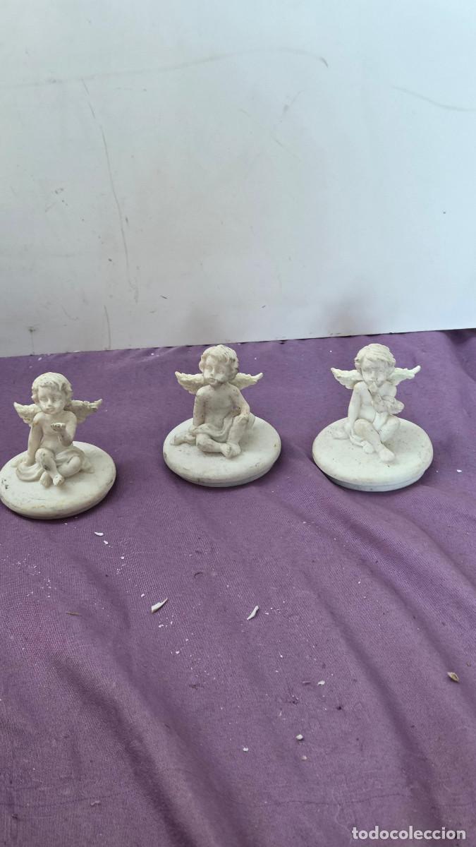 3 angeles peque&ntilde;os blancos