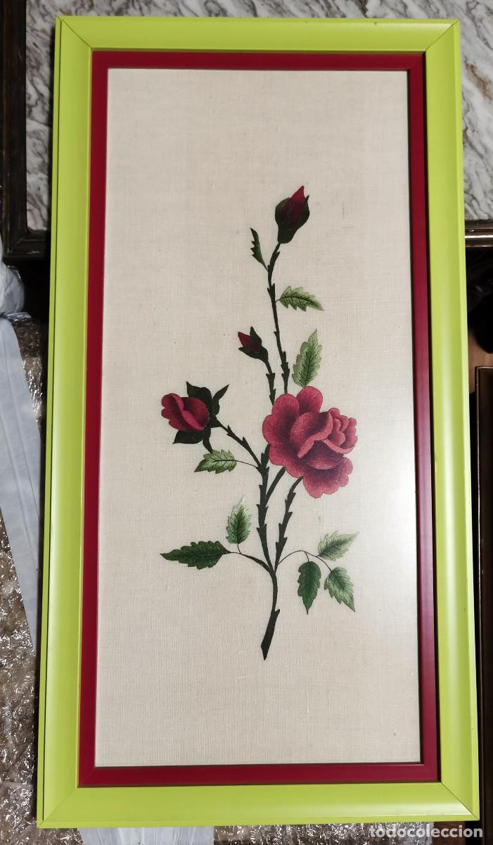 Vintage: Cuadro bordado palmero de Canarias. Motivo: Rosas. Artesan&iacute;a tradicional canaria