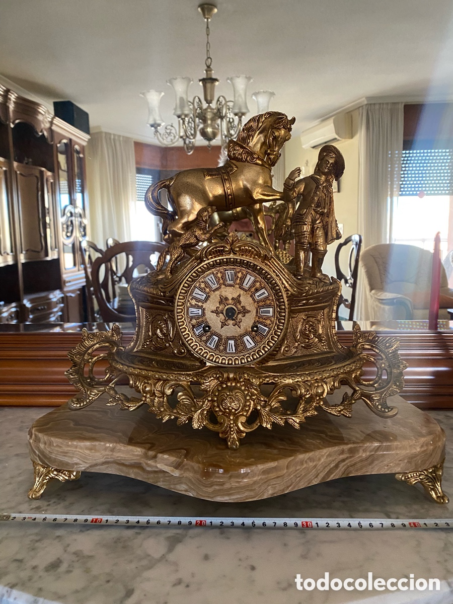 Vintage: Reloj de bronce con pie de m&aacute;rmol - Foto 2
