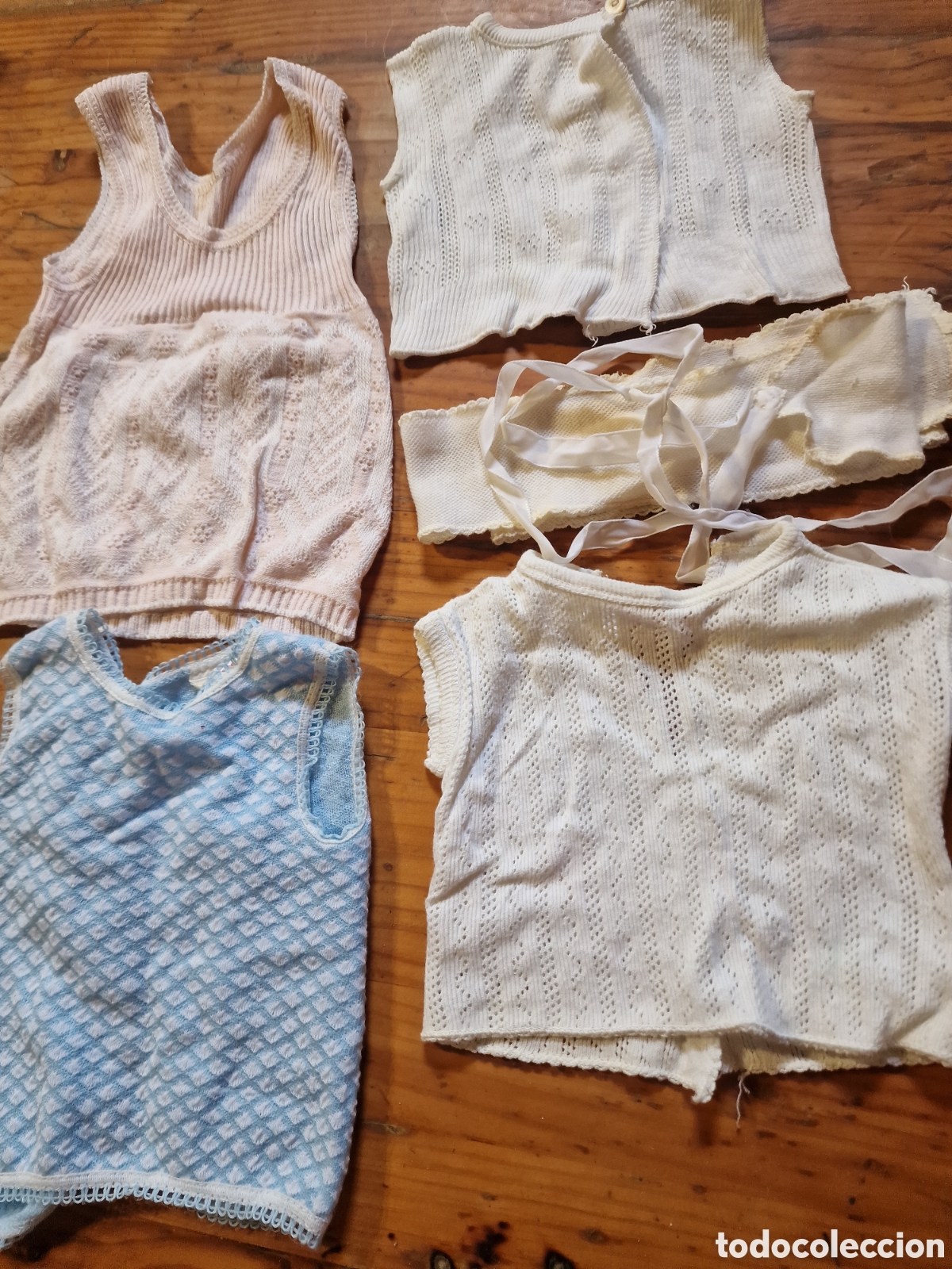 Vintage: Lote 5,prendas de vestir de reci&eacute;n nacido,ver fotos