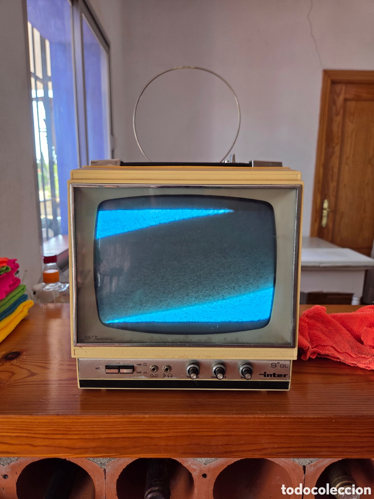 Vintage: &iexcl;FUNCIONA! Televisor Vintage INTER 9&rdquo; GL (A&ntilde;os 70) Space Age