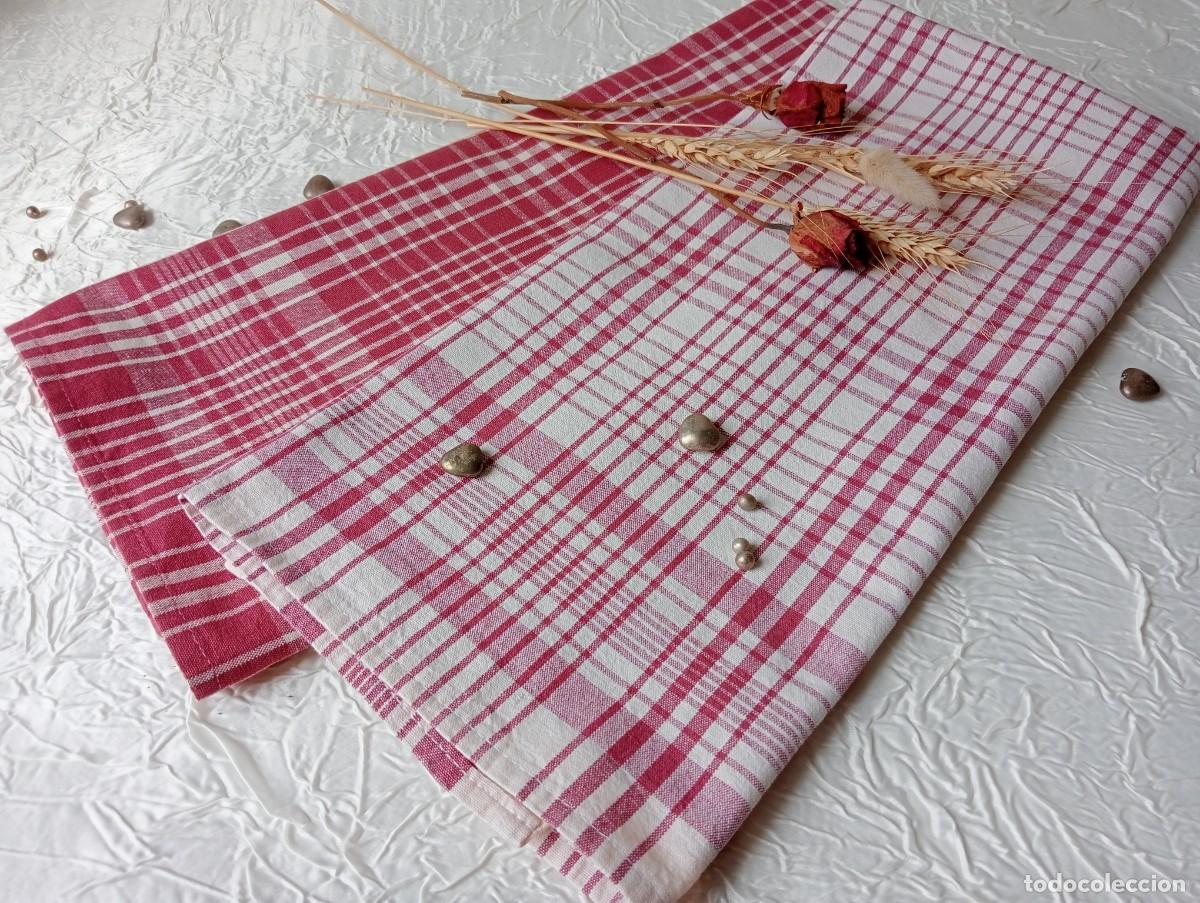 Vintage: Lote de 2 pa&ntilde;os de cocina DESCAMPS vintage &ndash; Estilo Primrose Bordier &ndash; Granate &ndash; Algod&oacute;n 100%