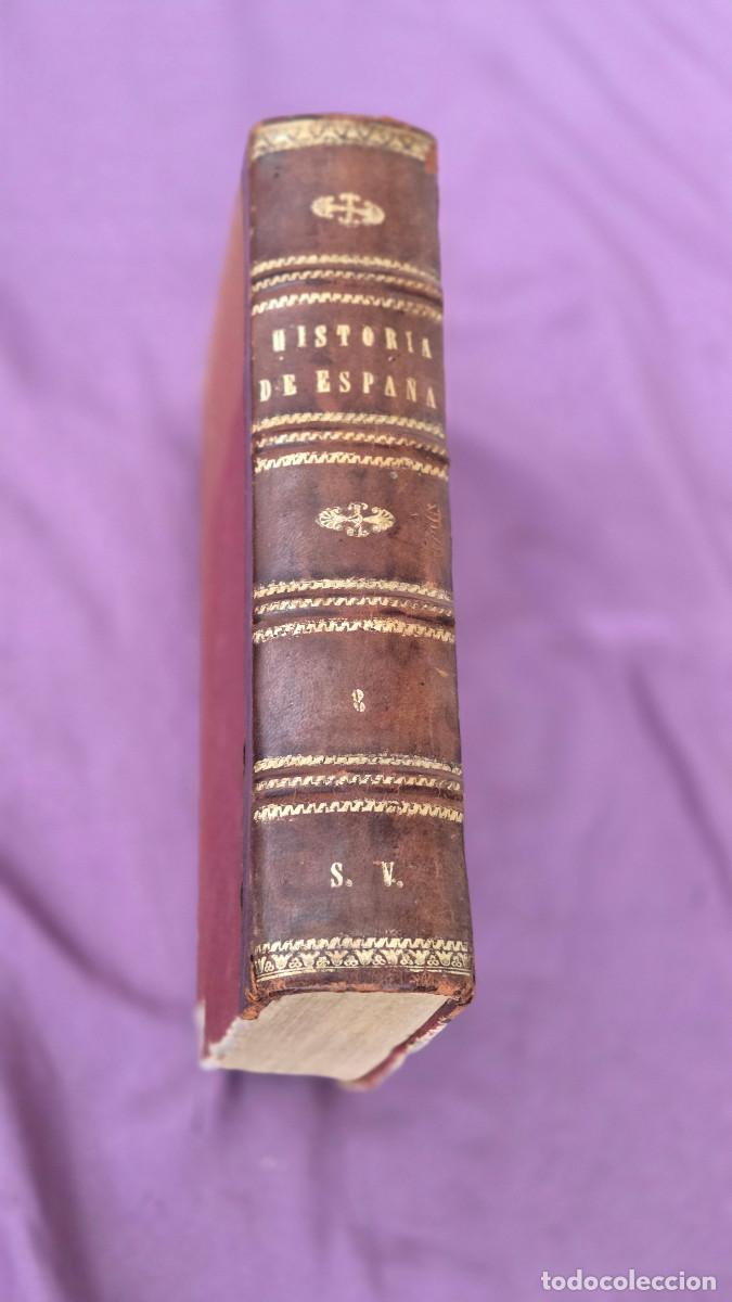 Vintage: libro antiguo del a&ntilde;o 1869
