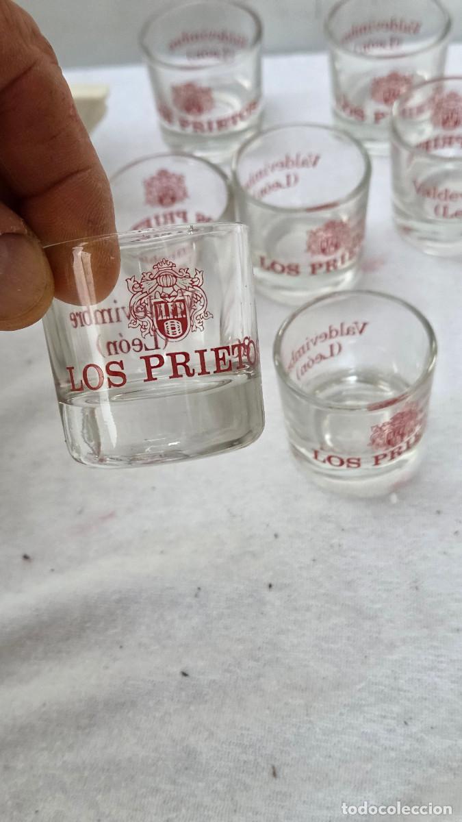 Vintage: 10 mini vasos de leon - Foto 5