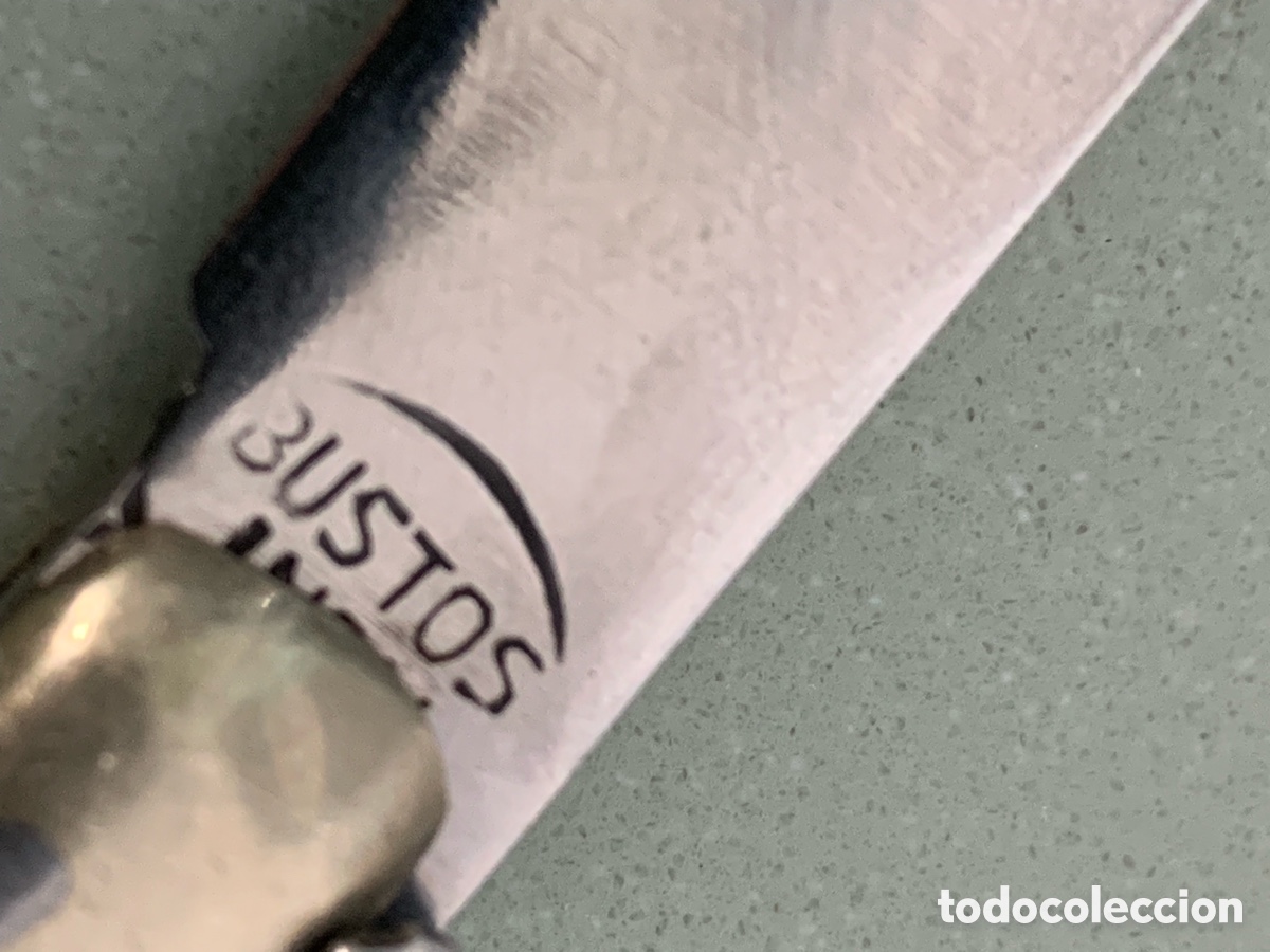 Vintage: Navaja cachas de ciervo marca bustos antigua pero nueva a estrenar