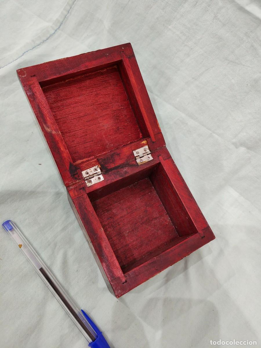 Vintage: Peque&ntilde;a caja de madera madera decorada con pajaros. - Foto 4