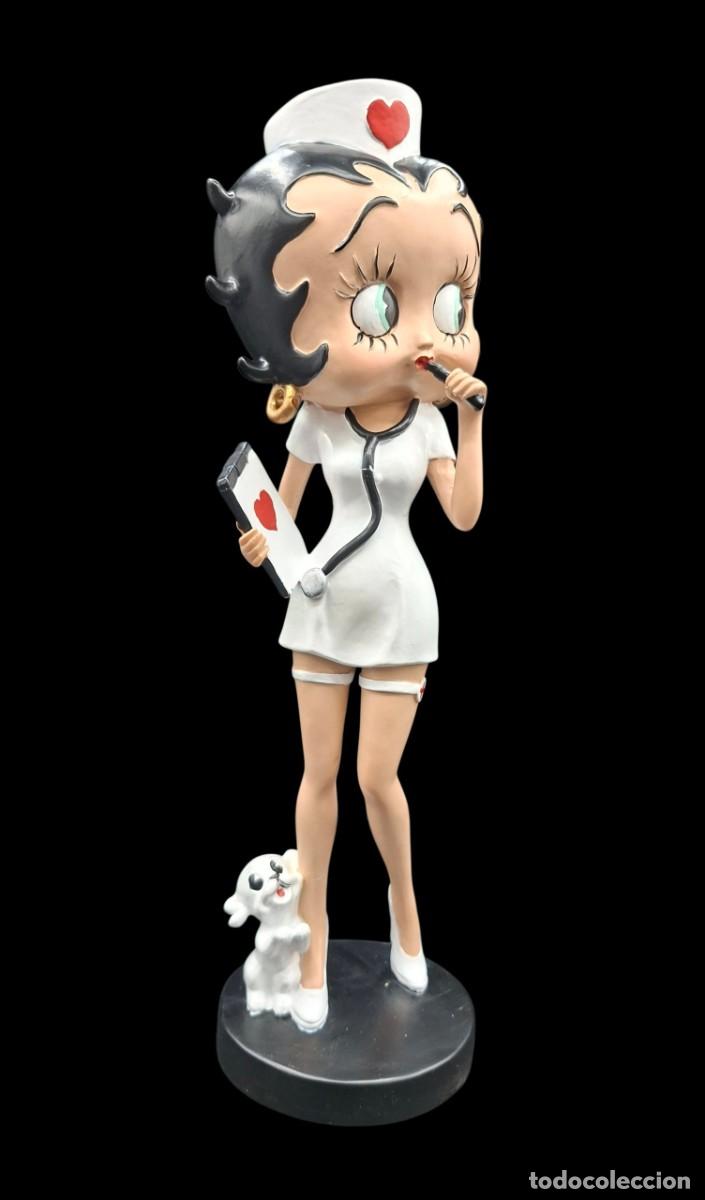 Vintage: Figura en resina de Betty Boop Enfermera y Pudgy.