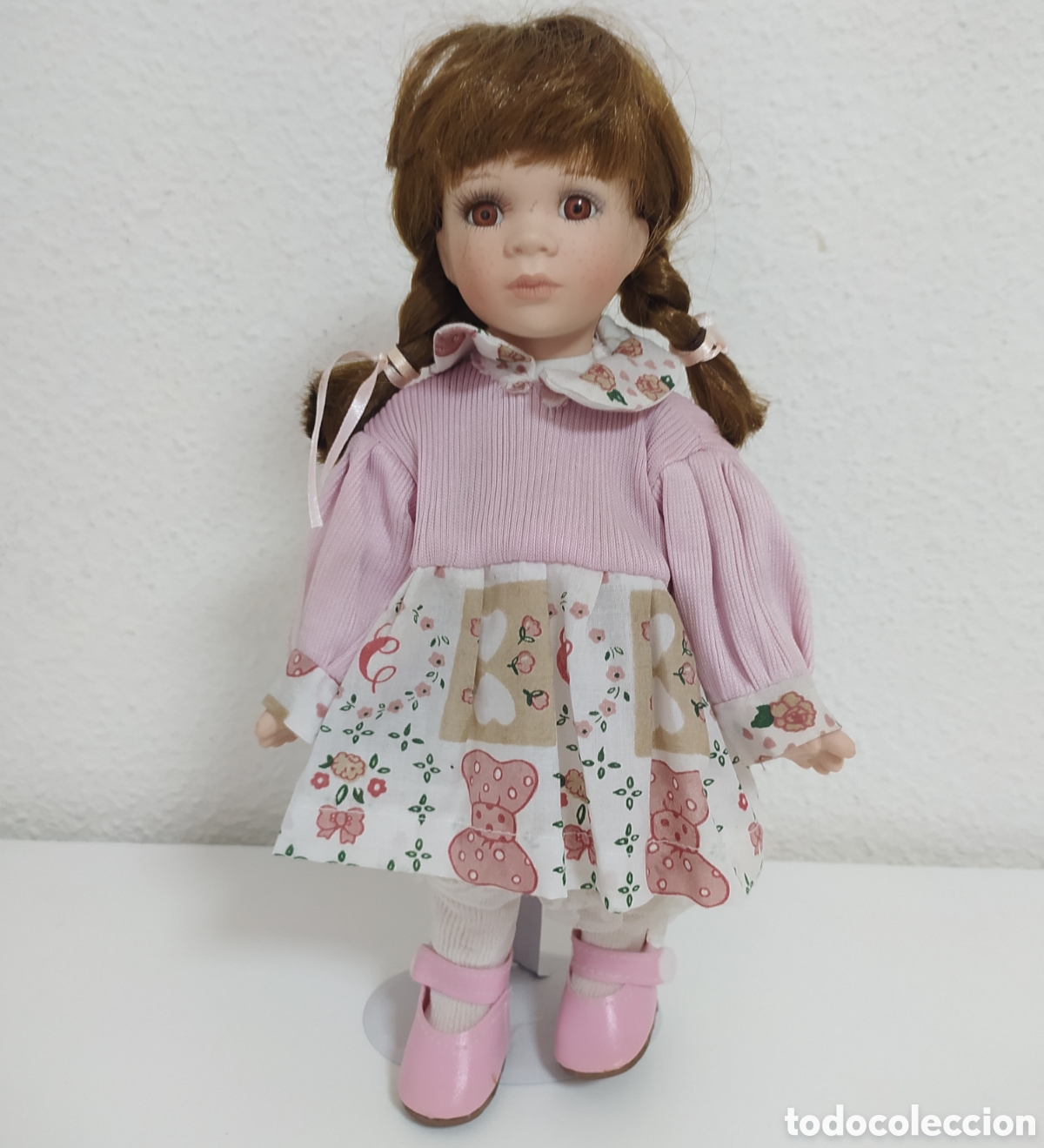 Vintage: Mu&ntilde;eca Porcelana Legal Arts S.A.