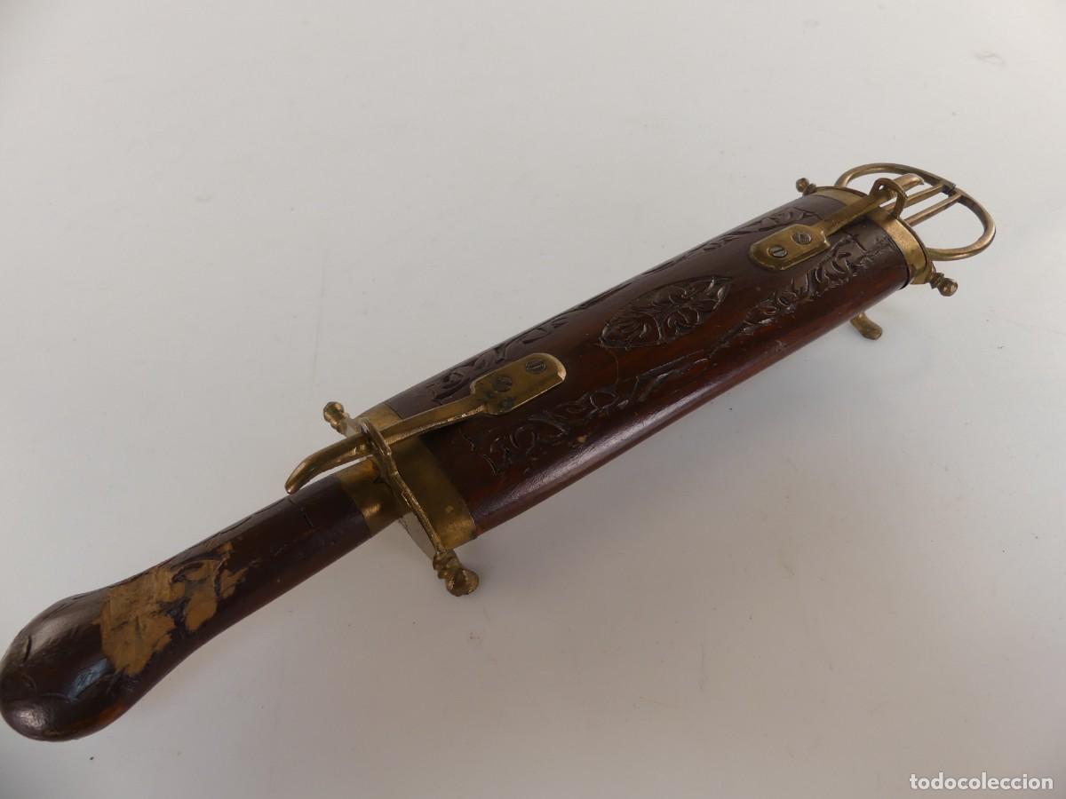 Vintage: JUEGO DE CUCHILLO Y TIJERA CON SOPORTE FUNDA DE MADERA