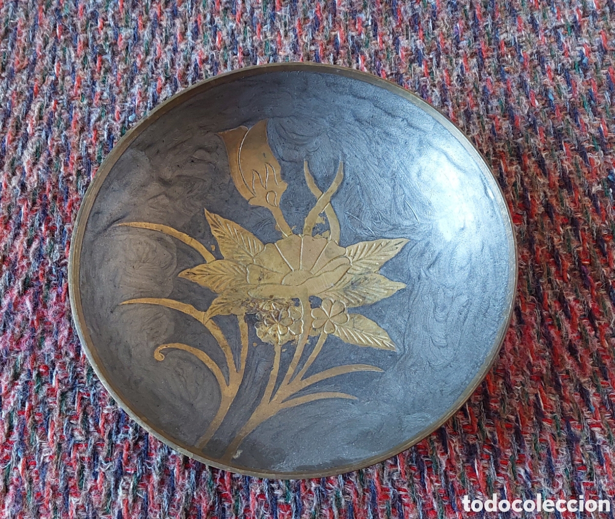 Vintage: Cuenco decorativo en lat&oacute;n de la India