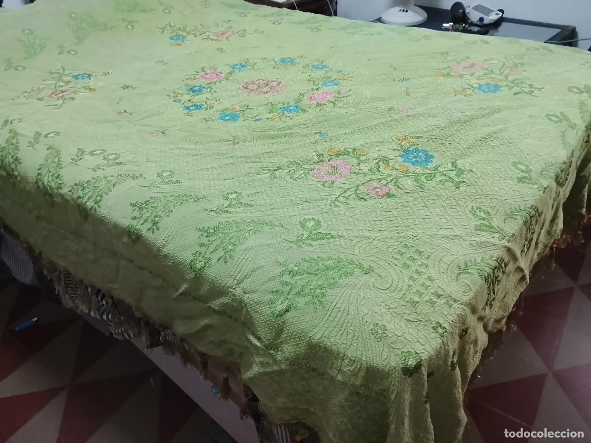 Vintage: bella colcha verde cubrecama cubre floral cama GRANDE flecos IDEAL CONFECCION VIRGEN ESPERANZA