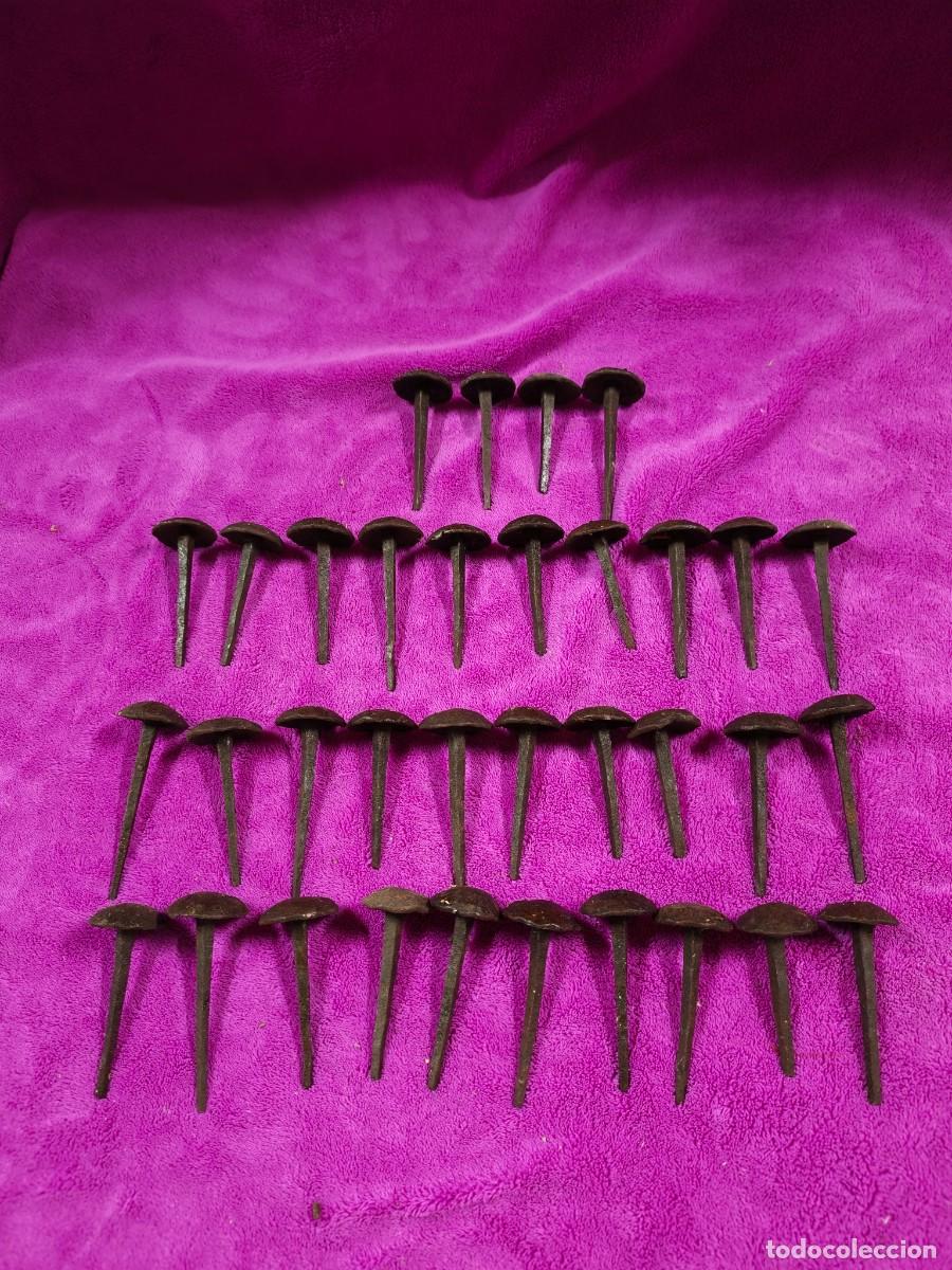 Vintage: lote de 34 clabos de forja,7cm y 10cm, como se ve en fotos.