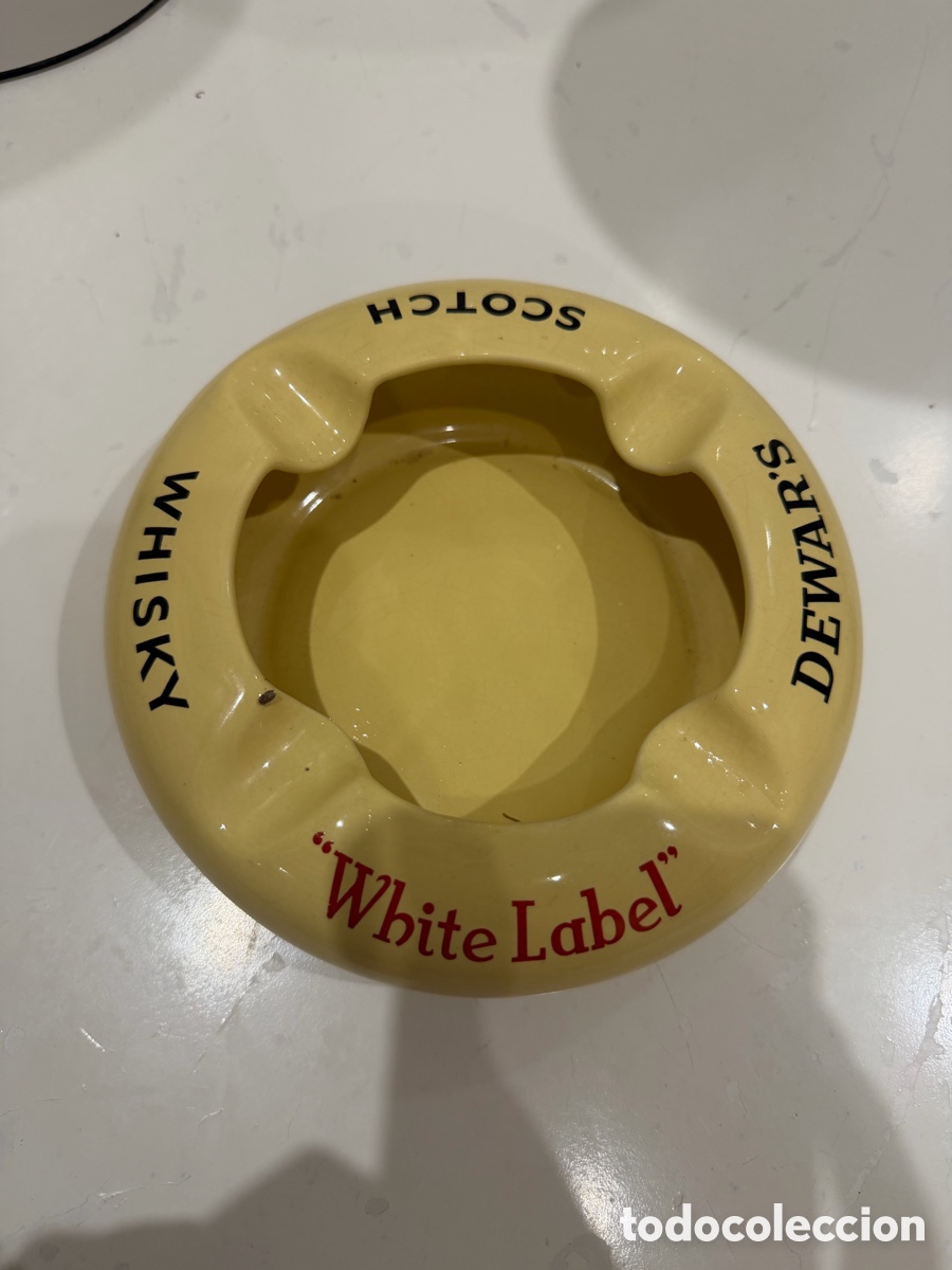 Vintage: Cenicero Vintage Dewar's White Label