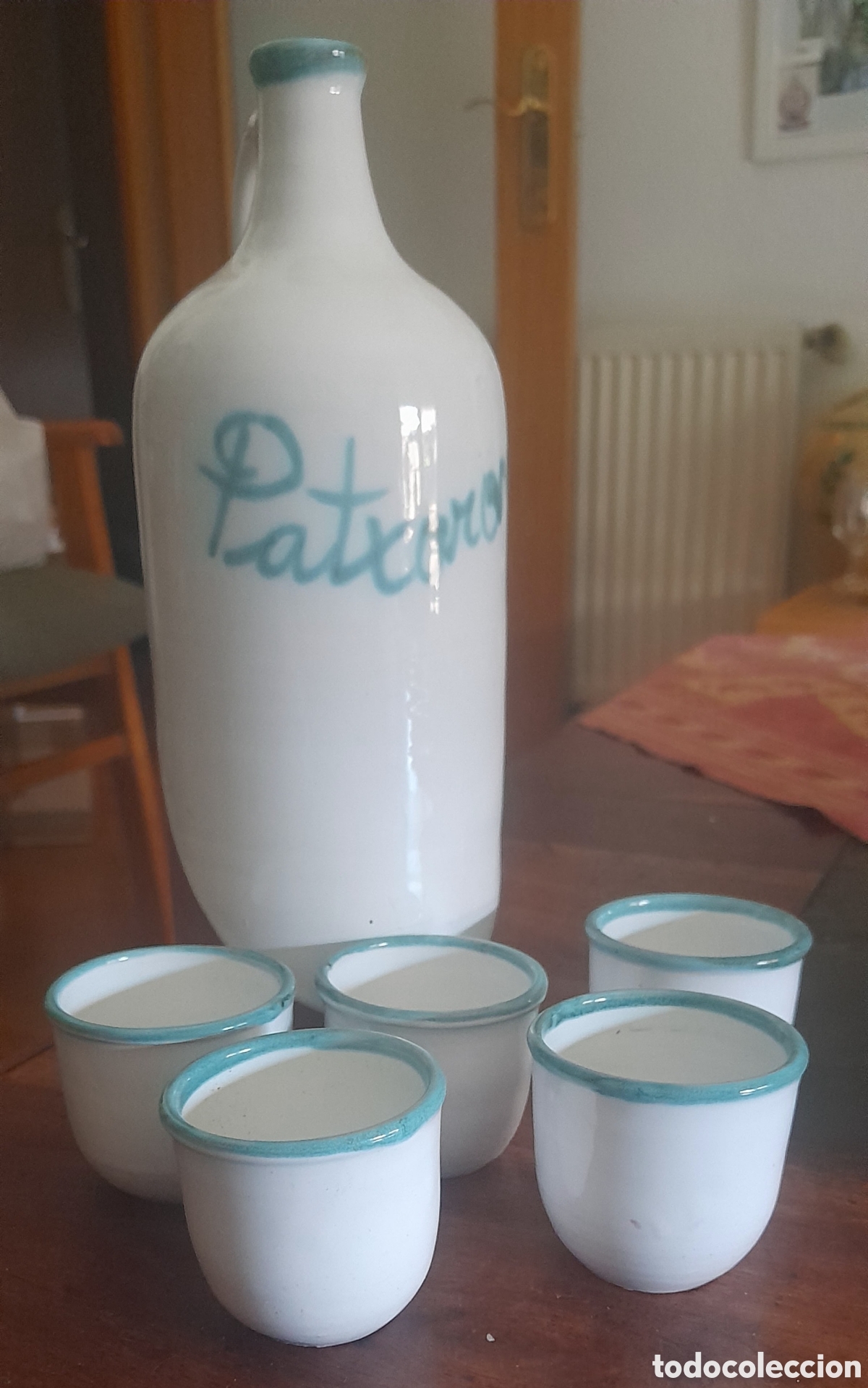 Vintage: Juego pacharan botella, vasos - Foto 1