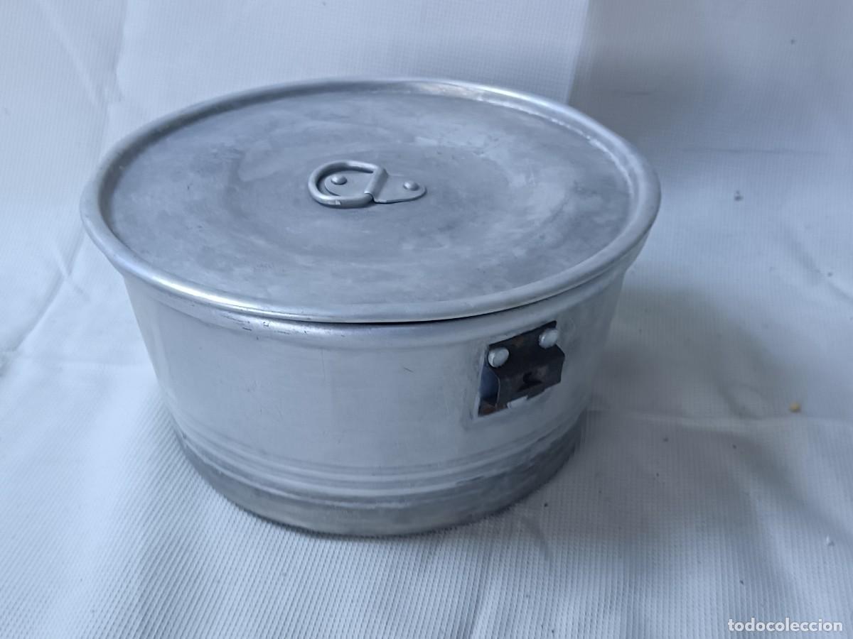 Vintage: Antigua Olla o similar, de Aluminio, con tapa