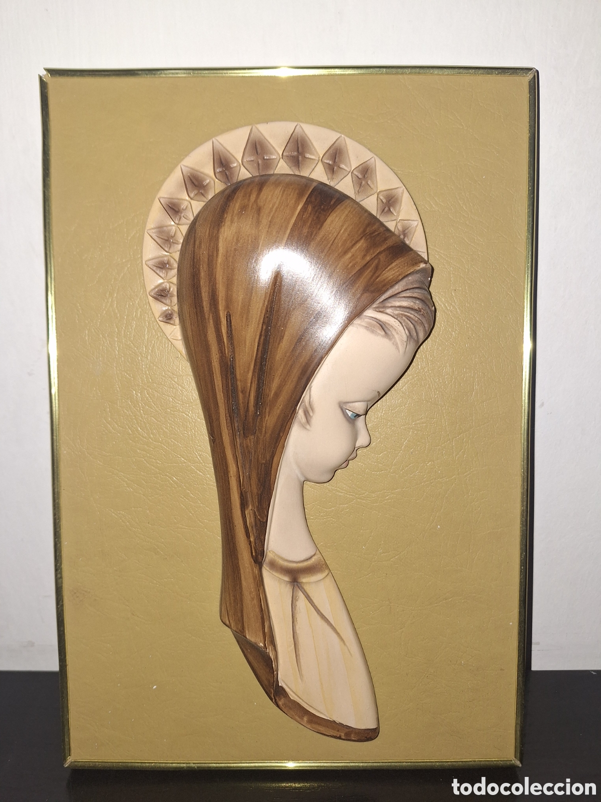 Vintage: Cuadro en relieve religioso Virgen Mar&iacute;a