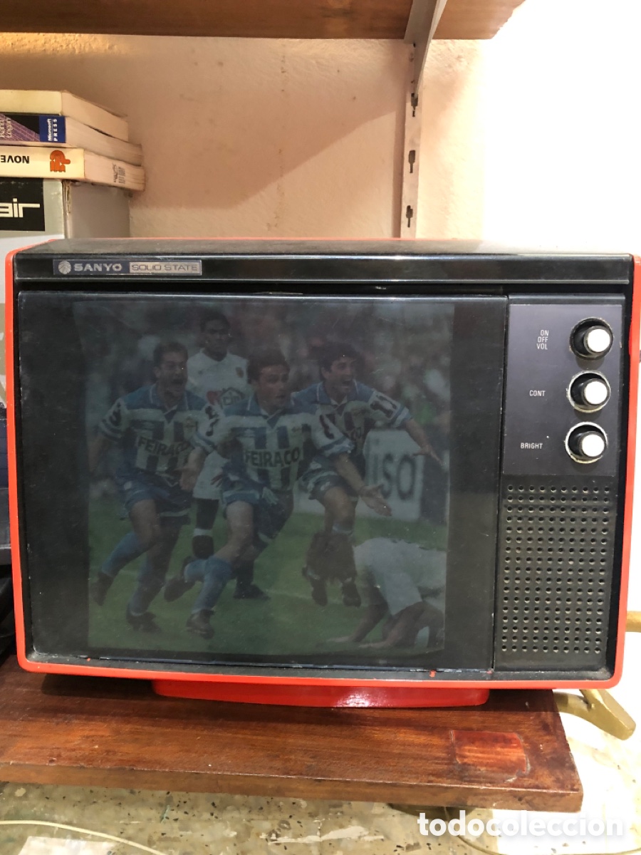 Vintage: Antiguo Televisor Port&aacute;til Sanyo Solid State Modelo T-12 BS (A.I.N.S.A. Espa&ntilde;a, Vintage)