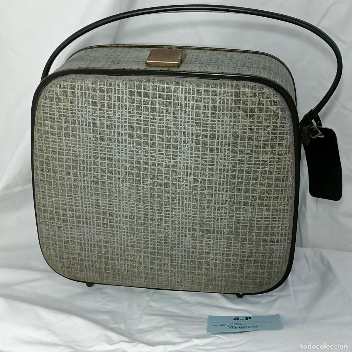 Vintage: Bolsa de viaje, de mano, r&iacute;gida, vintage, a&ntilde;os 1950/60. Gris.