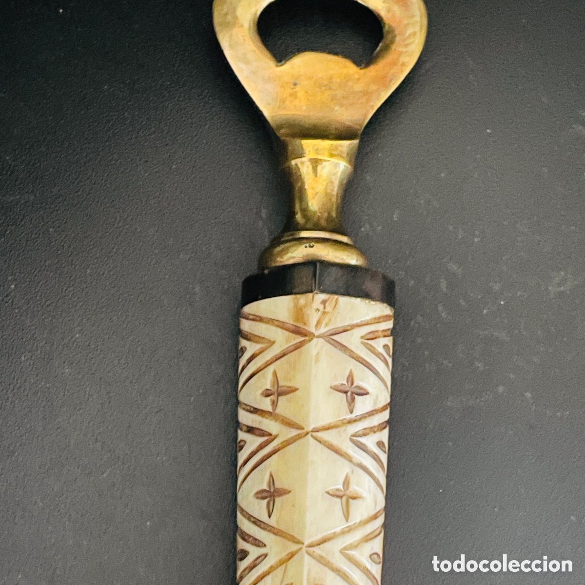 Vintage: Abrebotellas vintage de hueso &ndash; pieza original de colecci&oacute;n