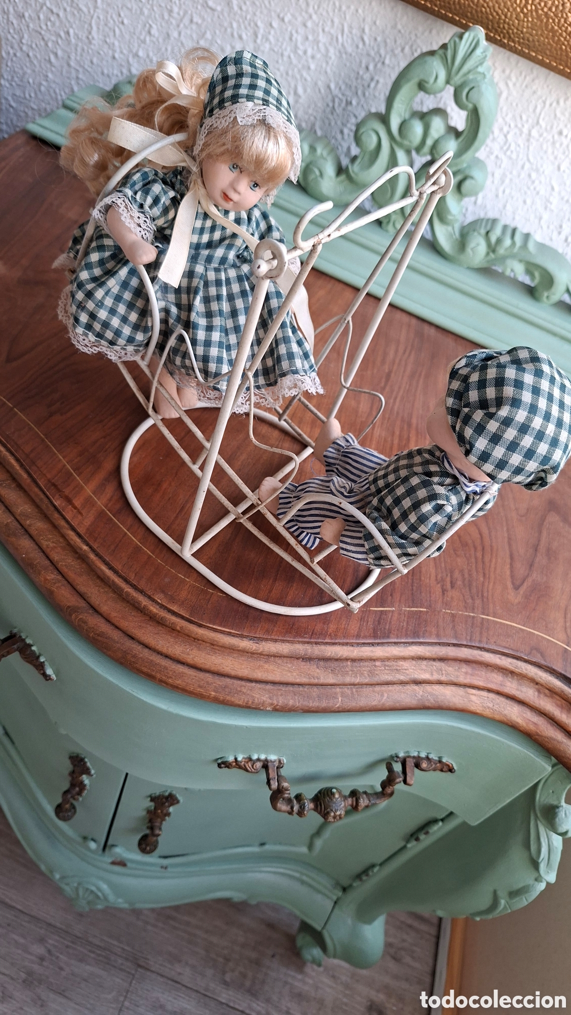 Vintage: Mu&ntilde;ecos Porcelana en Columpio Vintage