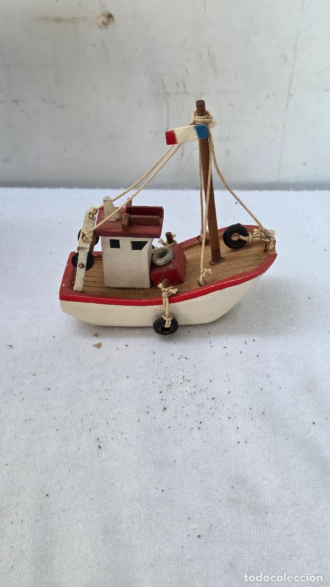 Vintage: peque&ntilde;o barco de pesca madera - Foto 1