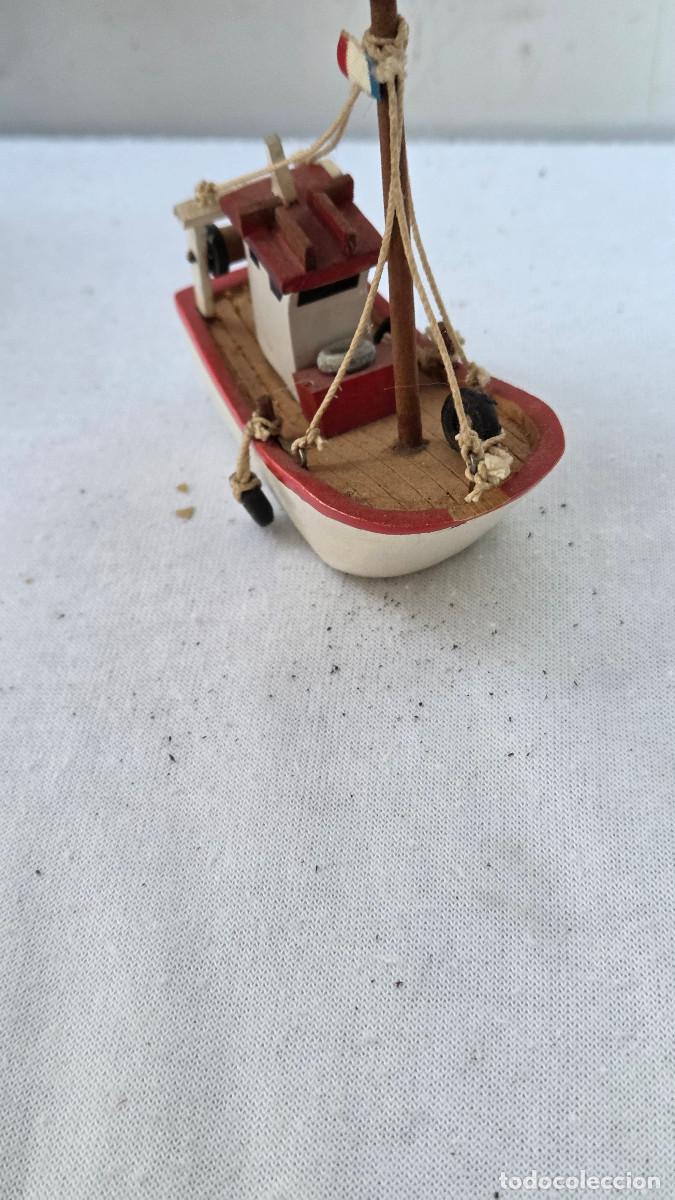 Vintage: peque&ntilde;o barco de pesca madera - Foto 4