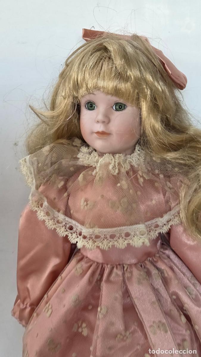 Vintage: mu&ntilde;eca de coleccion de porcelana - Foto 2