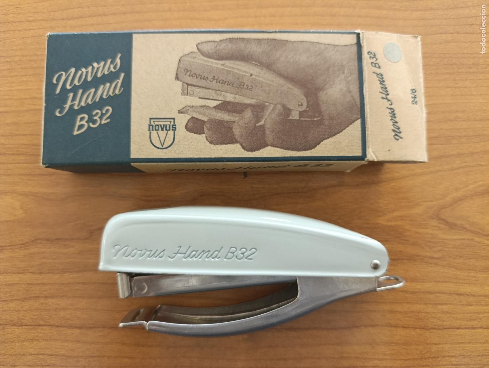 Vintage: GRAPADORA DE MANO NOVUS. NOVUS HAND B32. 24/6. DE TIENDA. VINTAGE
