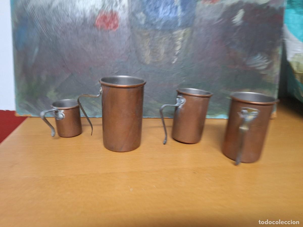 Vintage: Conjunto jarras de laton y cobre