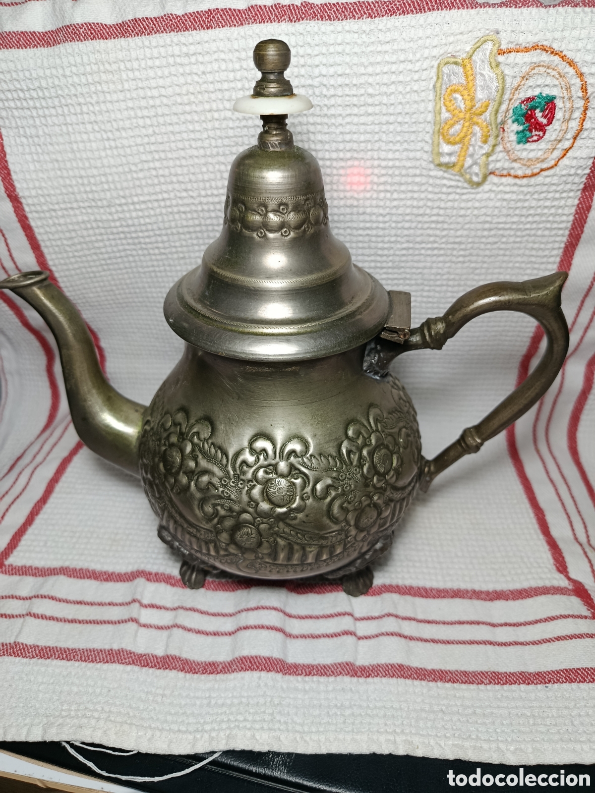 Vintage: Tetera grabada - Estilo oriental