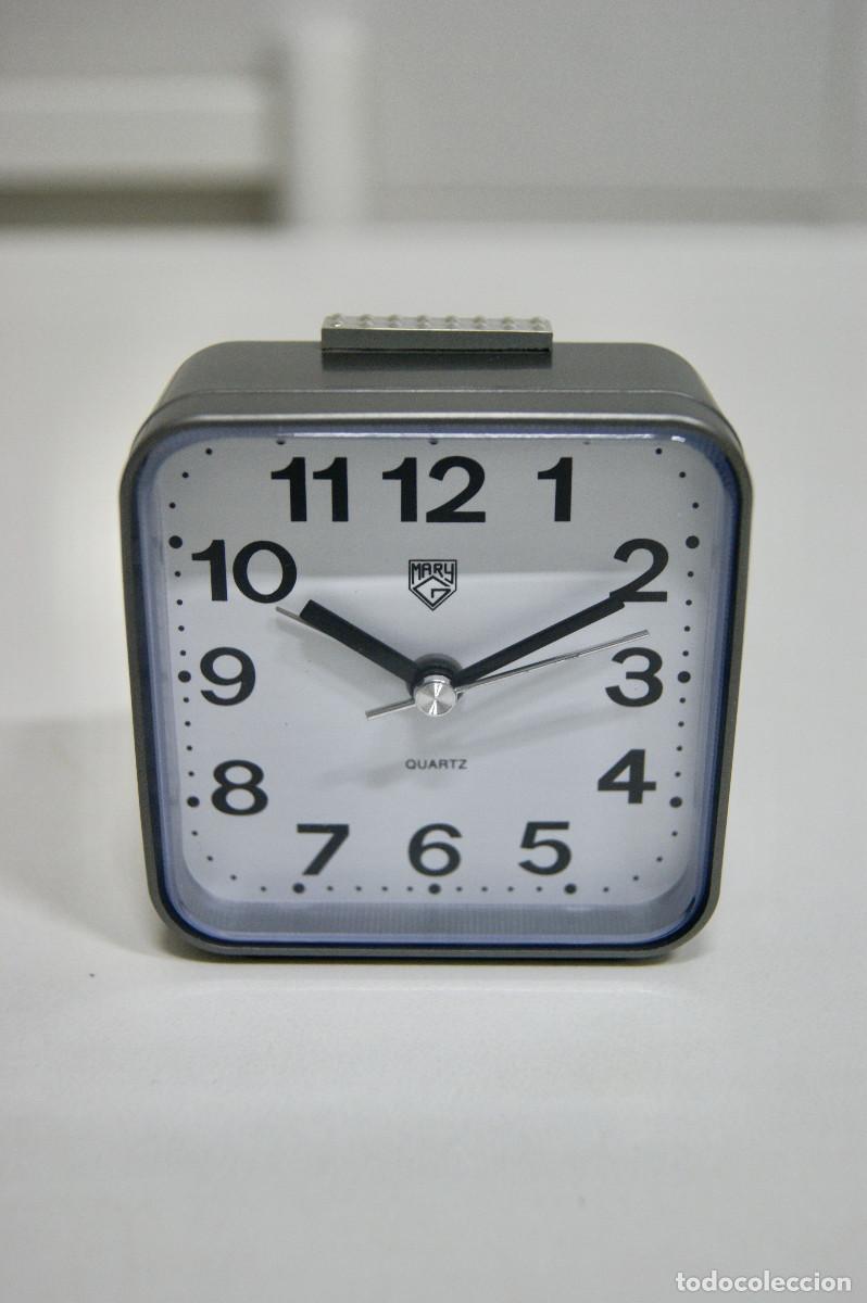 Vintage: Reloj despertador gris plata - Foto 2