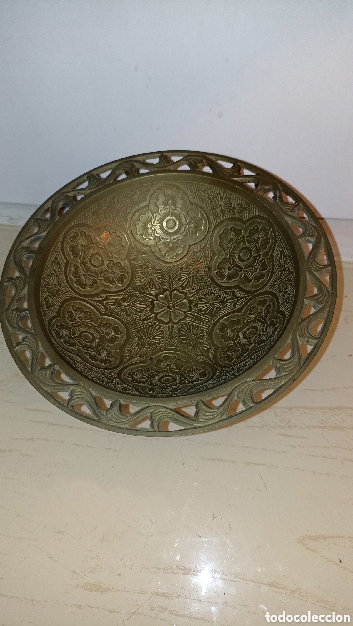 Vintage: Cuenco / Frutero decorativo de lat&oacute;n grabado a mano - India