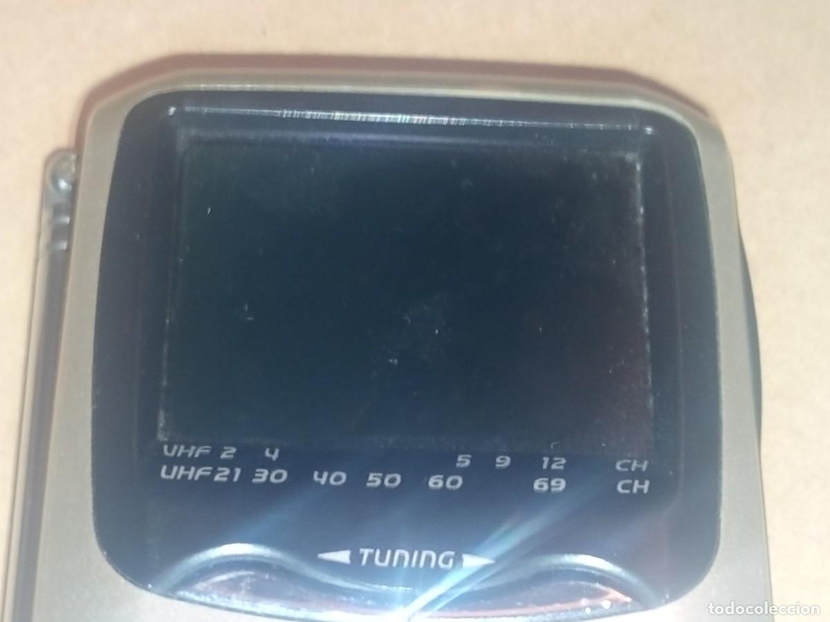Vintage: Antiguo art&iacute;culo de colecci&oacute;n televisor port&aacute;til anal&oacute;gico de bolsillo de la marca Casio. - Foto 6