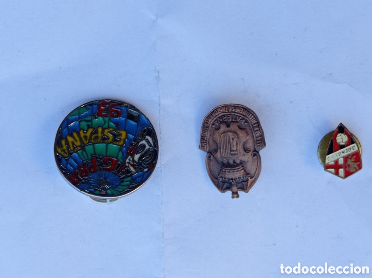 Vintage: Pins conmemorativo y antiguos