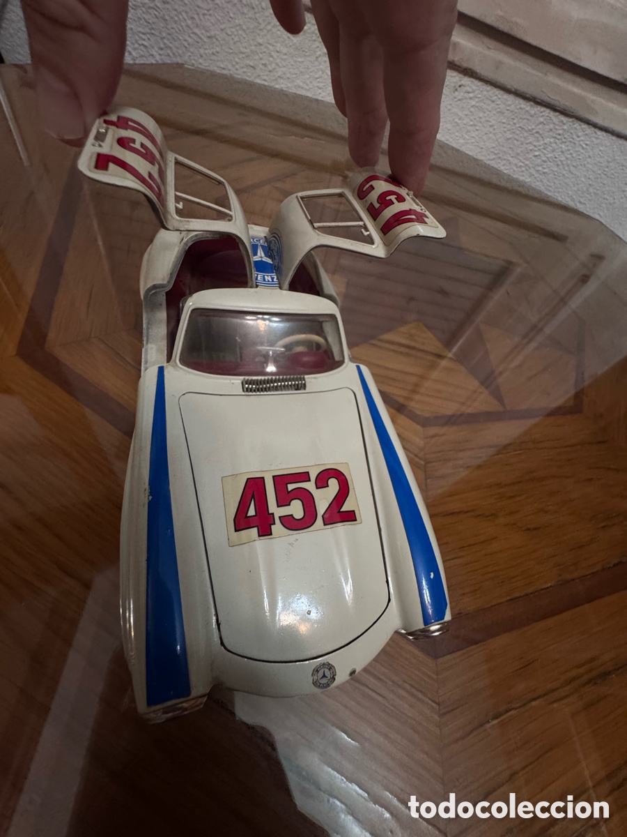 Vintage: Coche antiguo para coleccionador