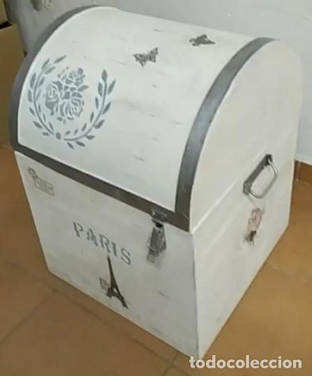 Vintage: Bonito baul de madera con decoraciones - Foto 2