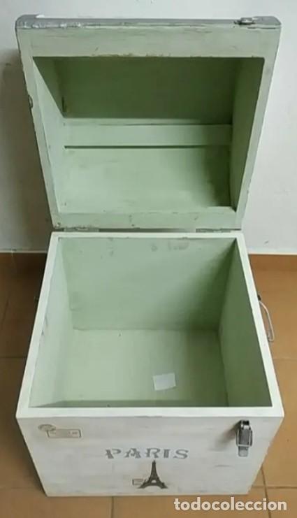 Vintage: Bonito baul de madera con decoraciones - Foto 7