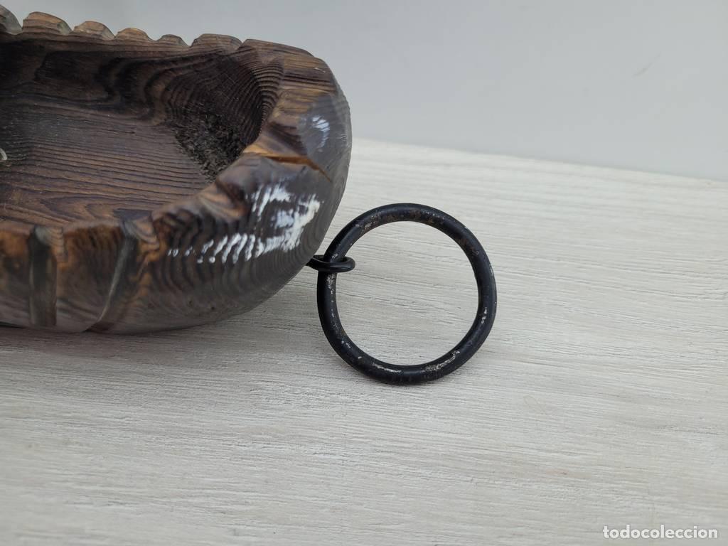 Vintage: ZUECO DE MADERA TALLADA - Foto 4