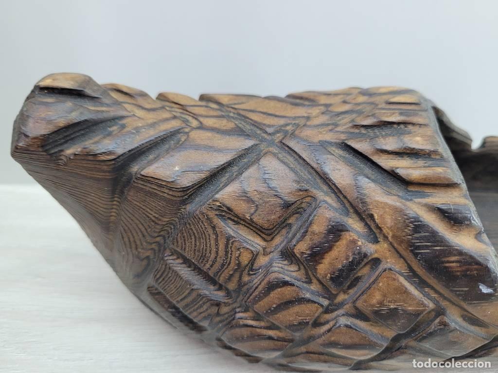 Vintage: ZUECO DE MADERA TALLADA - Foto 5