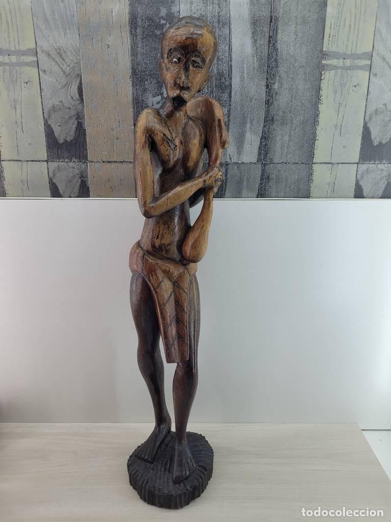 Vintage: FIGURA TRIBAL DE MADERA - Foto 2