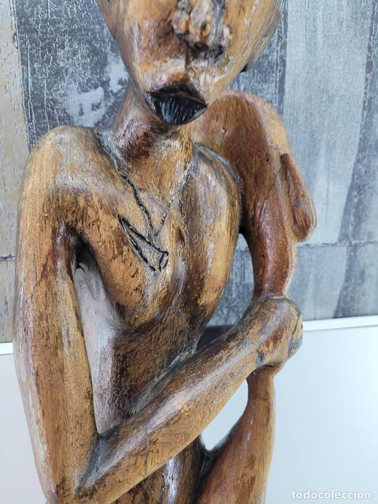 Vintage: FIGURA TRIBAL DE MADERA - Foto 4