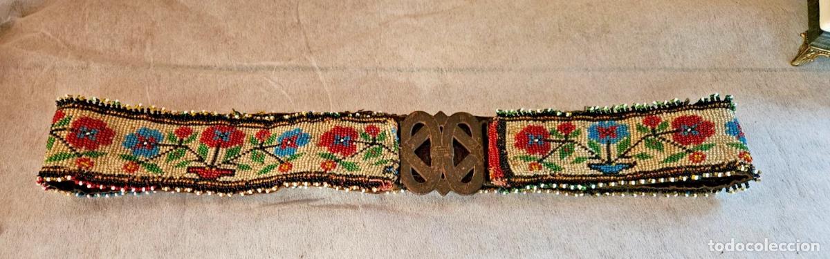 Vintage: ANCIENNE CEINTURE PERLEE MOTIF FLORAL TISSAGE MAIN ORIGINE BULGARIE LES BALKANS