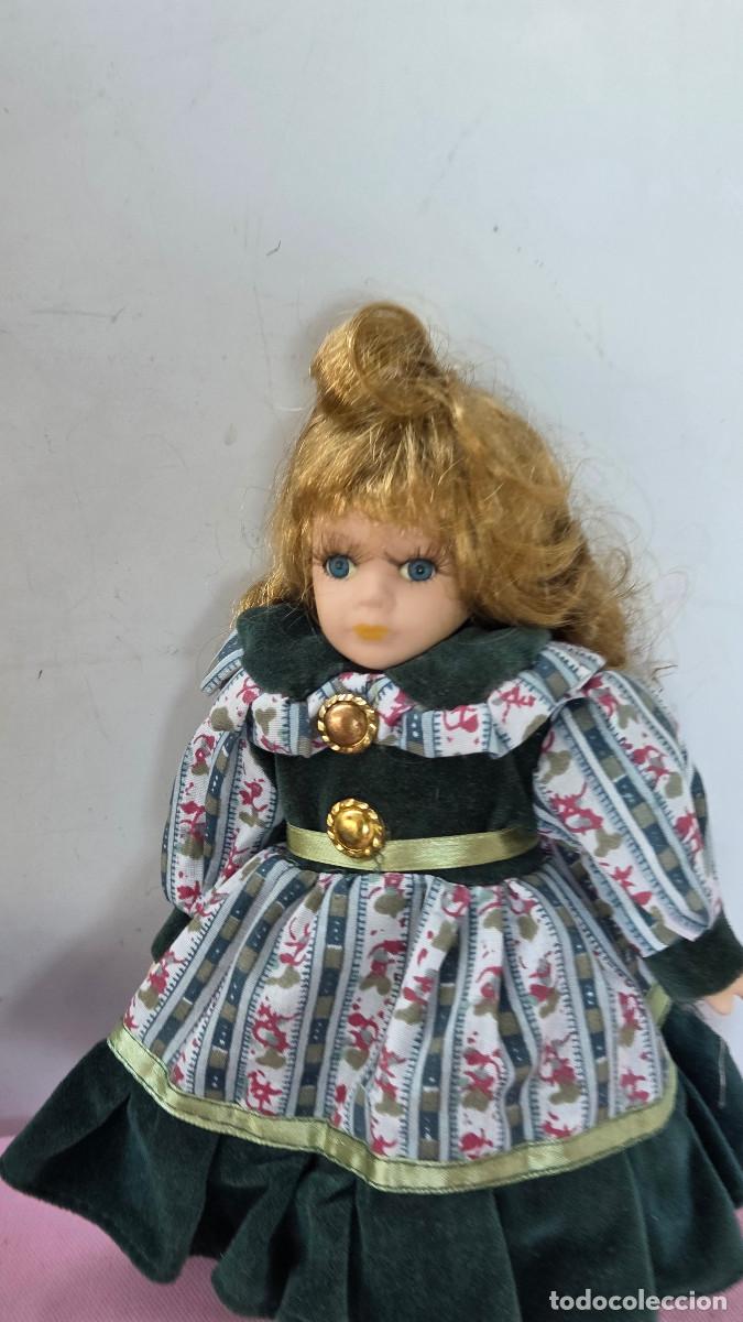 Vintage: mu&ntilde;eca de coleccion de porcelana - Foto 2
