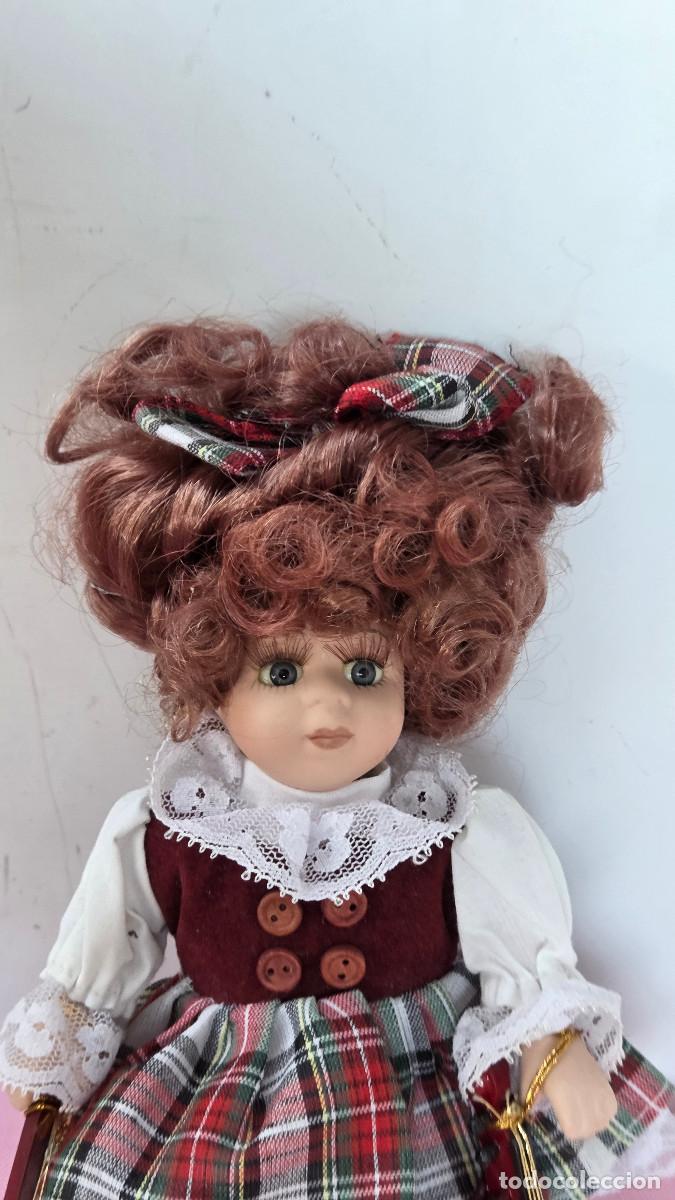 Vintage: mu&ntilde;eca de coleccion de porcelana - Foto 2